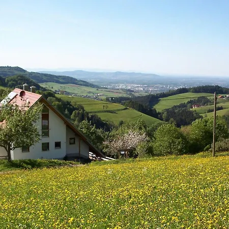 Ferienwohnung-stadtblick شقة *
